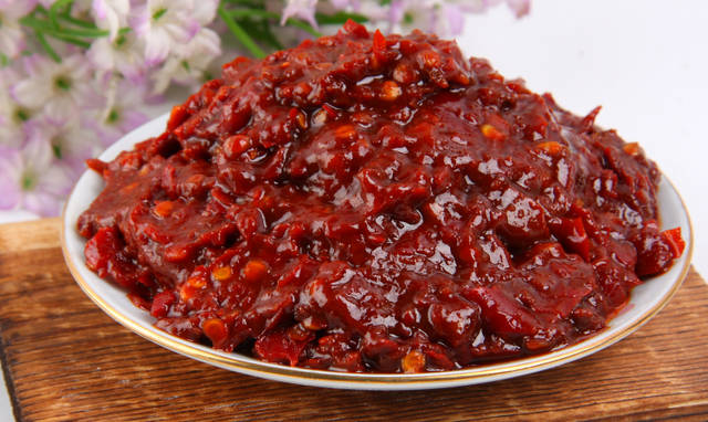 餐厅饭馆用的食用酱符合标准吗？食用酱应该去哪检测？